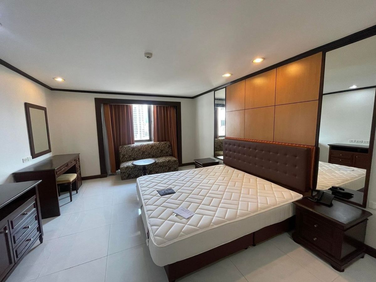 ให้เช่าคอนโดนานา : ให้เช่า Omni Tower  ชั้น 11
