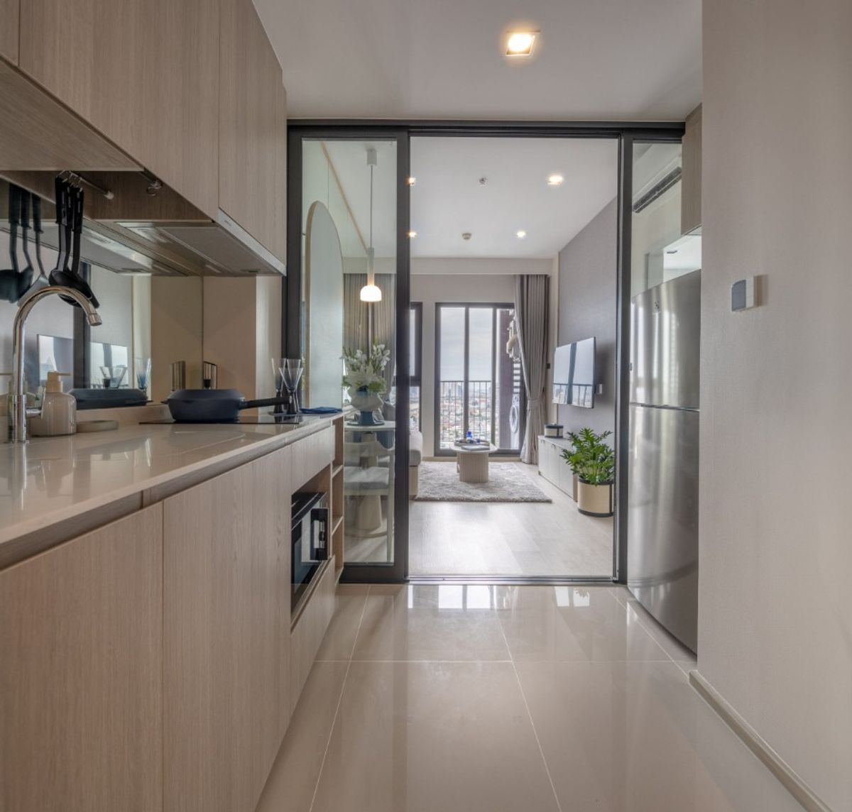 For SaleCondoWongwianyai, Charoennakor : Best price in the Project , Near BTS Wongwianyai - Reference Sathorn-Wongwianyai - 1bed at only 4.09 MB!  