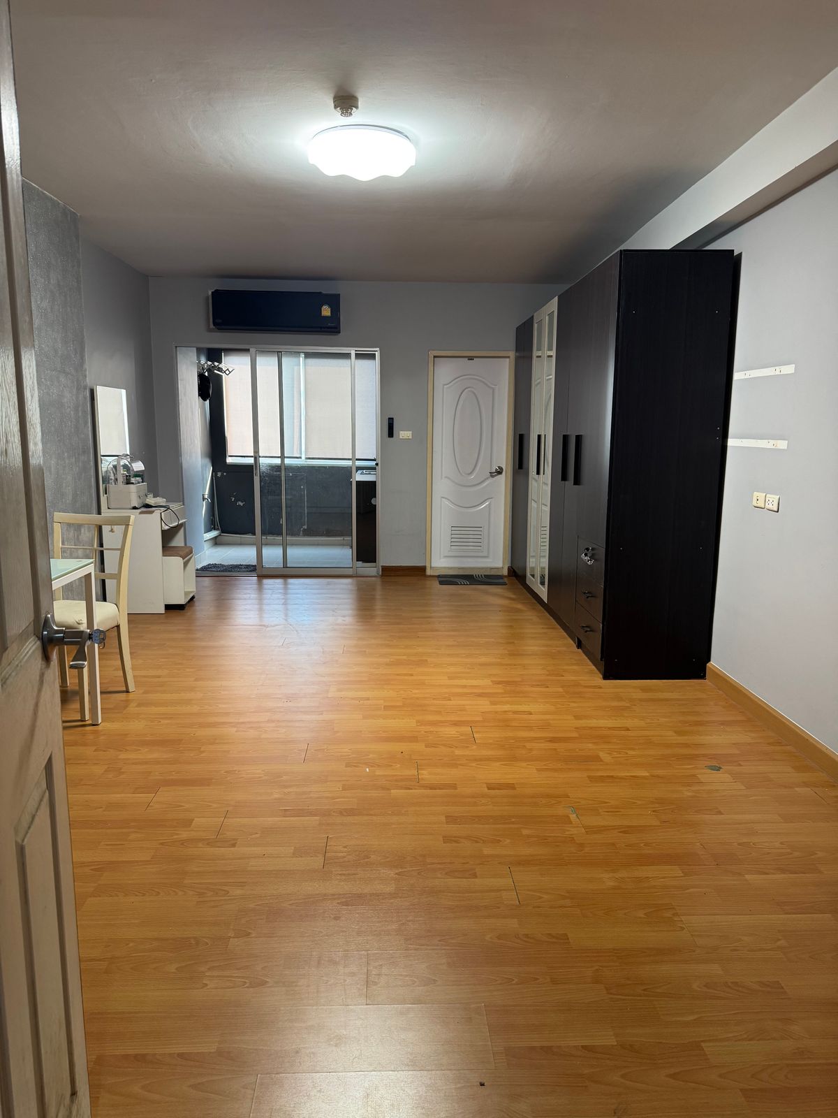 ขายคอนโดอ่อนนุช อุดมสุข : ทำเลทองห้อง studio 34 ตร.ม. ชั้น 17 ห่าง BTS Udomsuk 150 เมตร