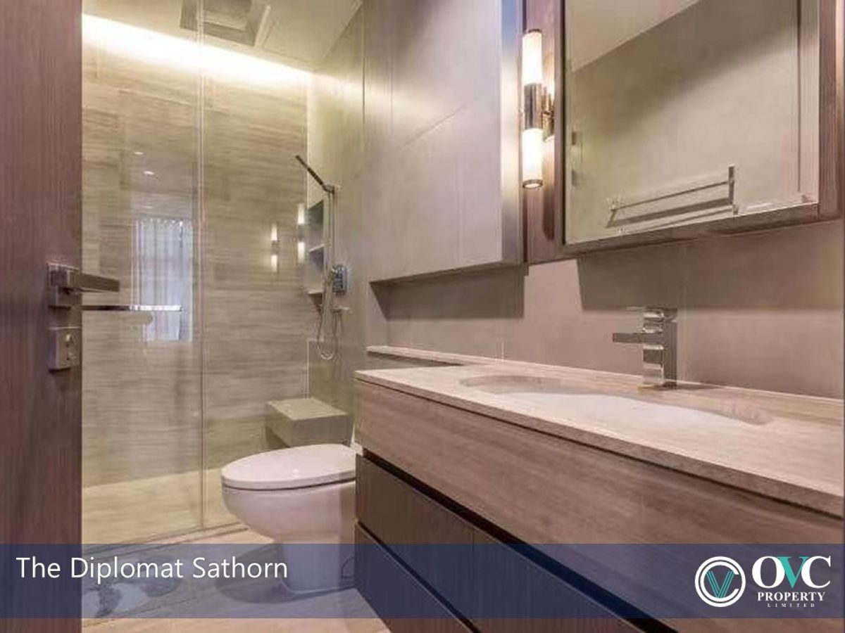 For RentCondoSathorn, Narathiwat : Ready to rent @ The Diplomat Sathorn (BTS Surasak)