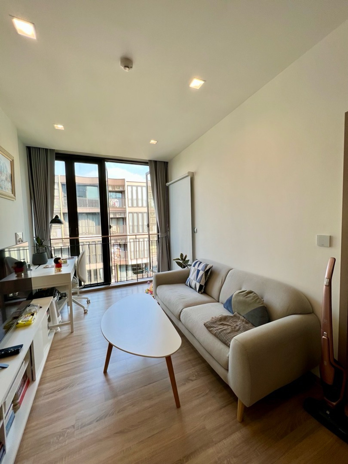 For SaleCondoOnnut, Udomsuk : 🌿 KAWA Haus – Premium Resort-Style Condominium

1 Bedroom | 37.04 sq.m. | Garden View | Fully Furnished | Tenanted Unit