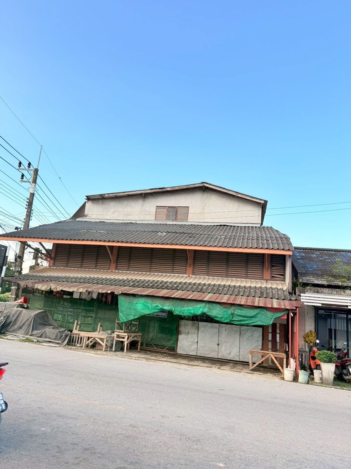 ขายที่ดินนราธิวาส : ขายด่วน ที่ดิน&บ้านพร้อมกิจการสินค้าในร้านทั้งหมด