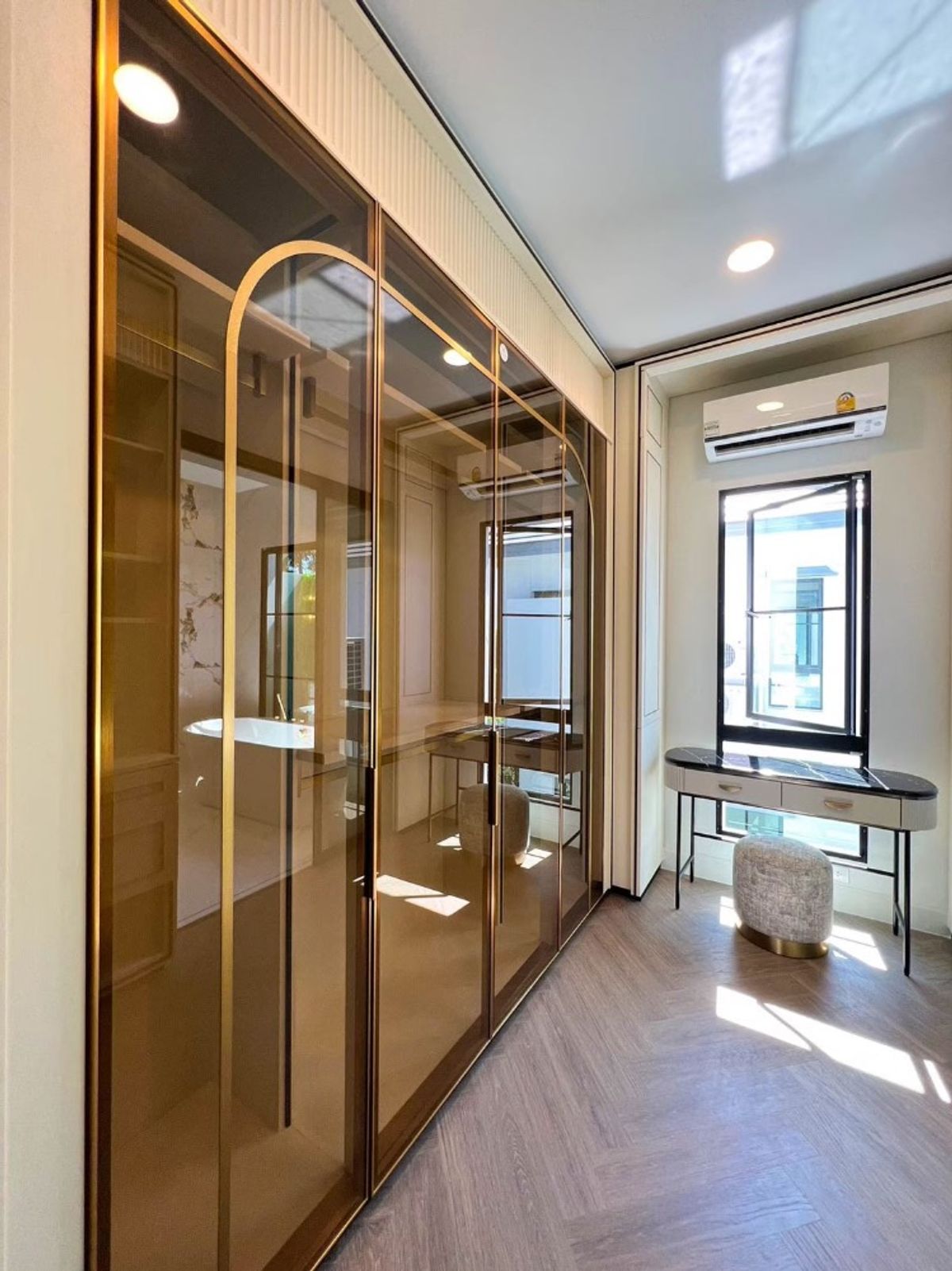 ขายบ้านพัฒนาการ ศรีนครินทร์ : 🔥 ขายบ้านหรูหลังมุม สไตล์ฝรั่งเศส นันทวัน พระราม 9 พร้อมผู้เช่า ใกล้คลับเฮ้าส์ เป็นส่วนตัว แต่งครบ พร้อมอยู่!