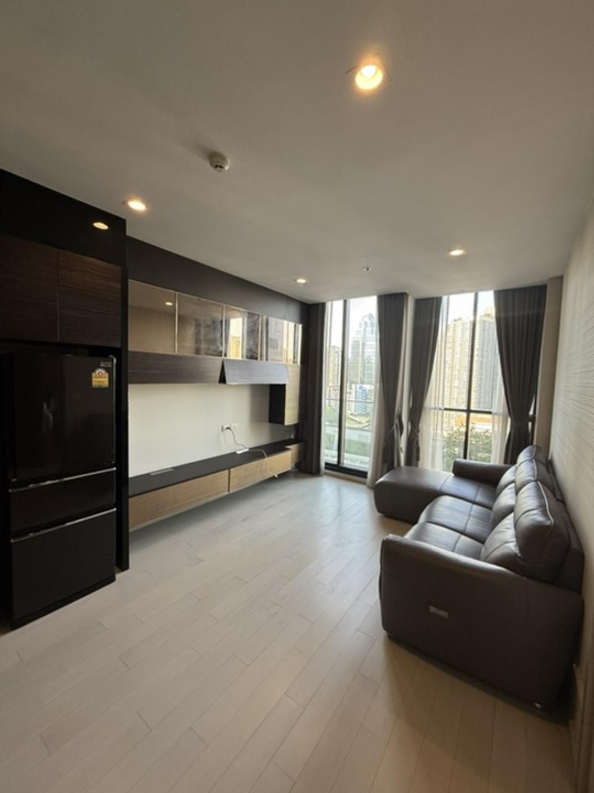 For SaleCondoWitthayu, Chidlom, Langsuan, Ploenchit : ✨ For Sale: Noble Ploenchit Corner Unit with Unobstructed Views from Living Room & Bedroom, Fully Furnished, Just 3 Minutes Walk to BTS Phloenchit!