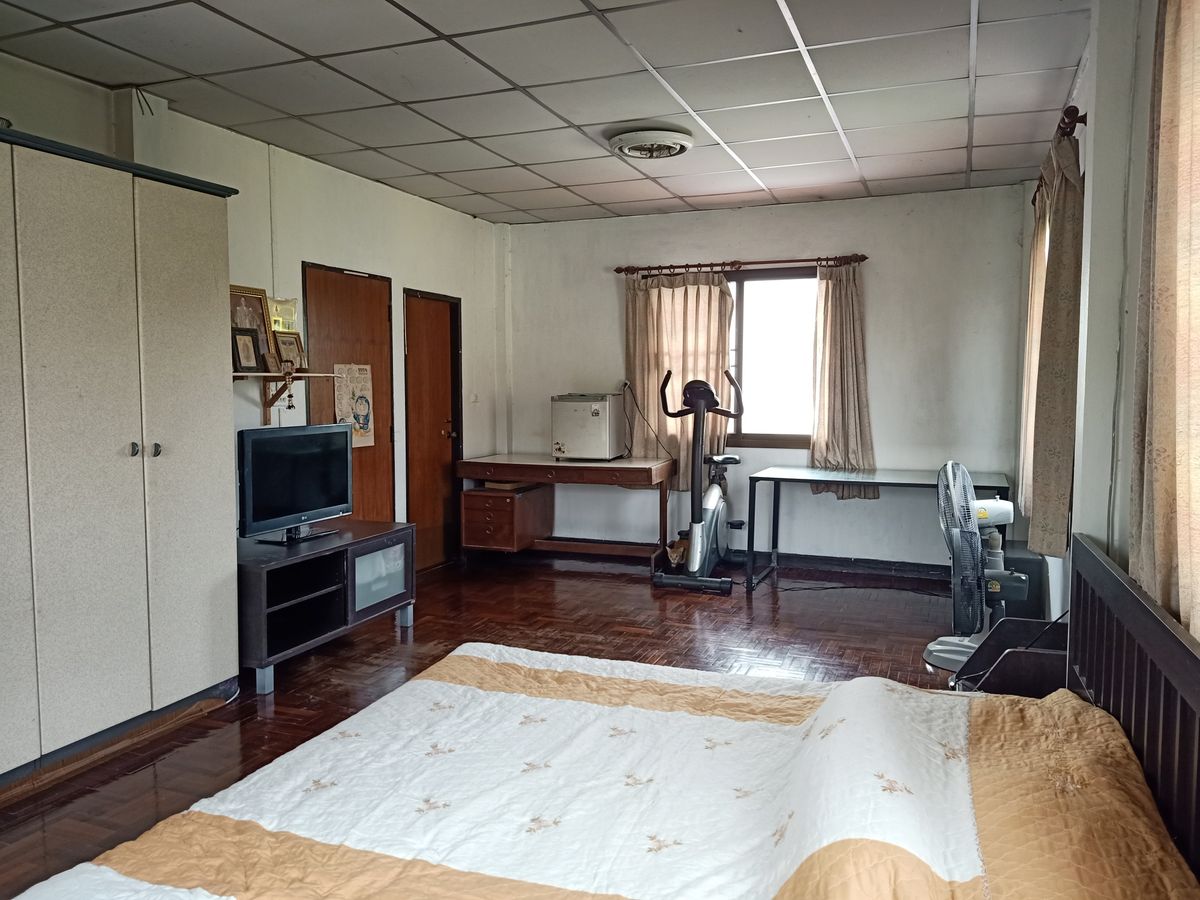 For SaleHouseNonthaburi, Bang Yai, Bangbuathong : Detached house 80 sq.w. Chollada Bang Bua Thong near the lake