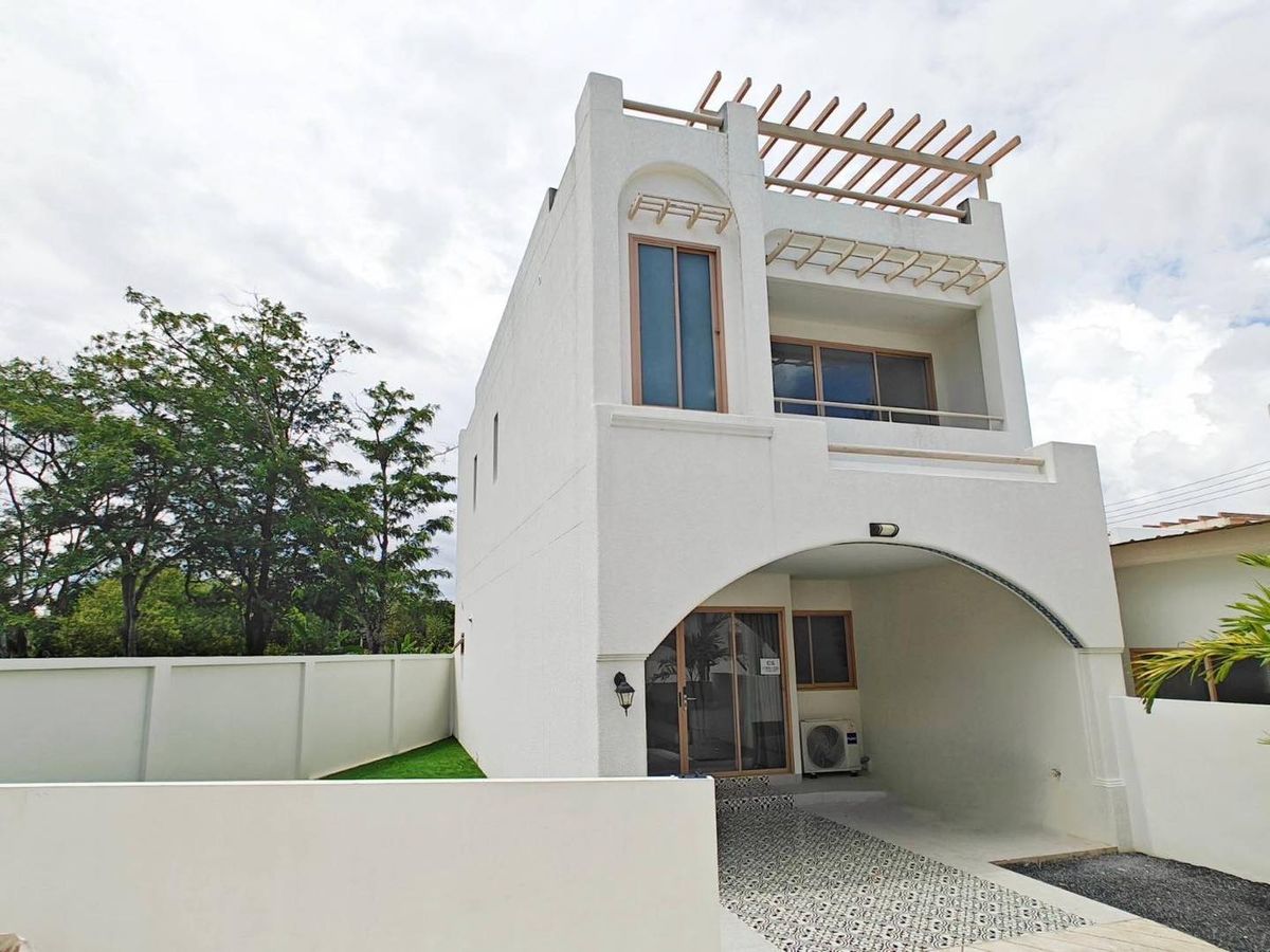 For RentHousePhuket : [TySSEN YAMU AVAILALLE.] 🏠villa 2 Floor for Rent at Phuket. ⭐️Close to British International School.