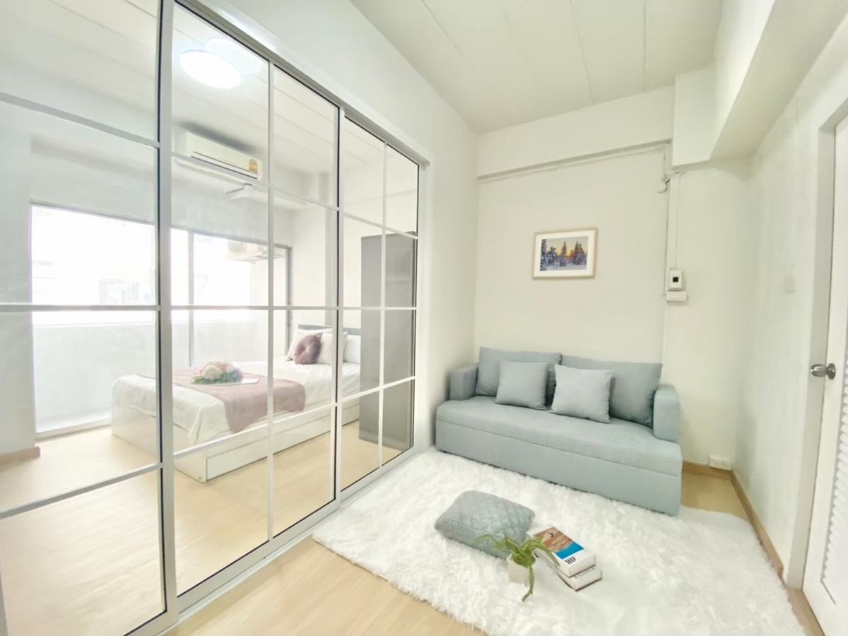 For SaleCondoLadprao101, Happy Land, The Mall Bang Kapi : Urgent sale HR Residence, new renovated room, installment 2900 cheaper than renting