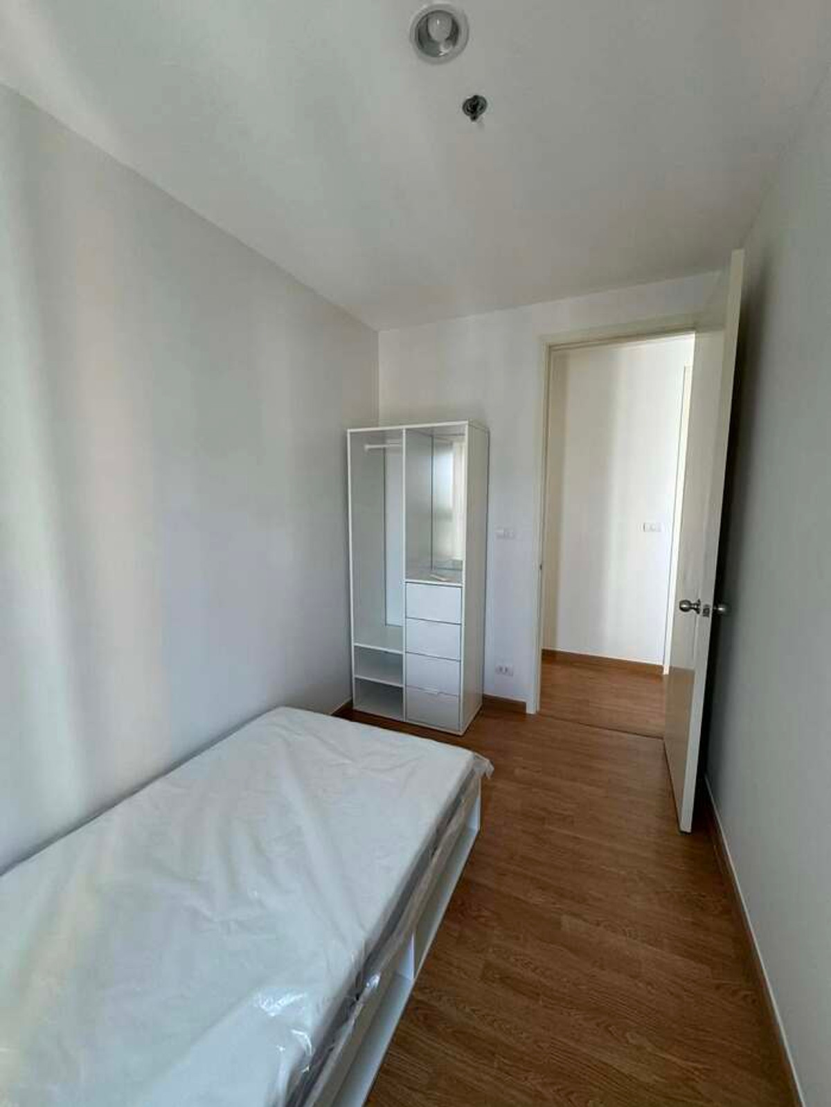 For RentCondoBang kae, Phetkasem : Rent 10,000 💥 The Parkland Phetkasem 💥 Code PS2234 💥 Near Lak Two BTS Station 💥💥088-398-3835