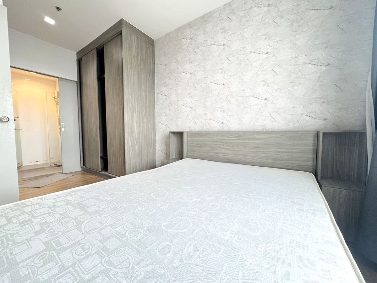 For RentCondoLadprao, Central Ladprao : 📲LineID: @Habitant (With@ Ahead)🔥For Rent Chapter one Midtown Ladprao 24🔥Nice room🔥