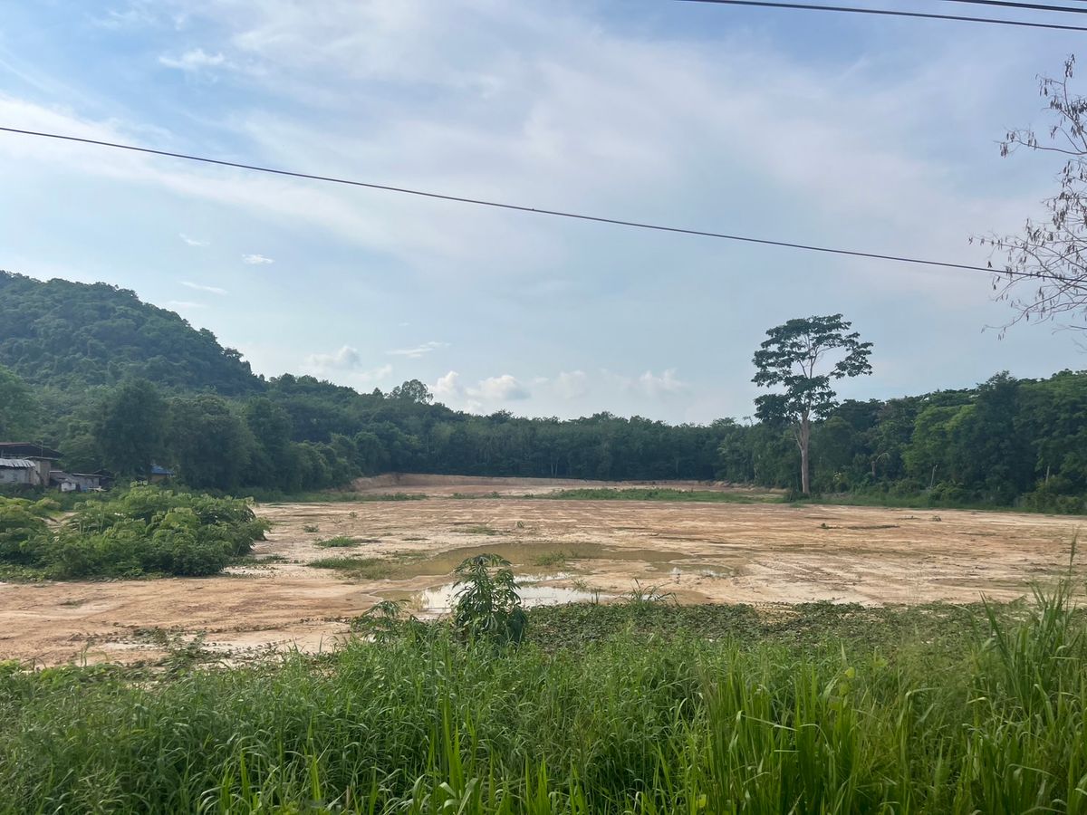 For SaleLandRayong : 15 rai of land next to Sukhumvit Road, Ban Phe / Rai (Sold), Land 15 Rai Next to Sukhumvit Road Ban Phe / 2.6m Per (For Sale) Nut2085