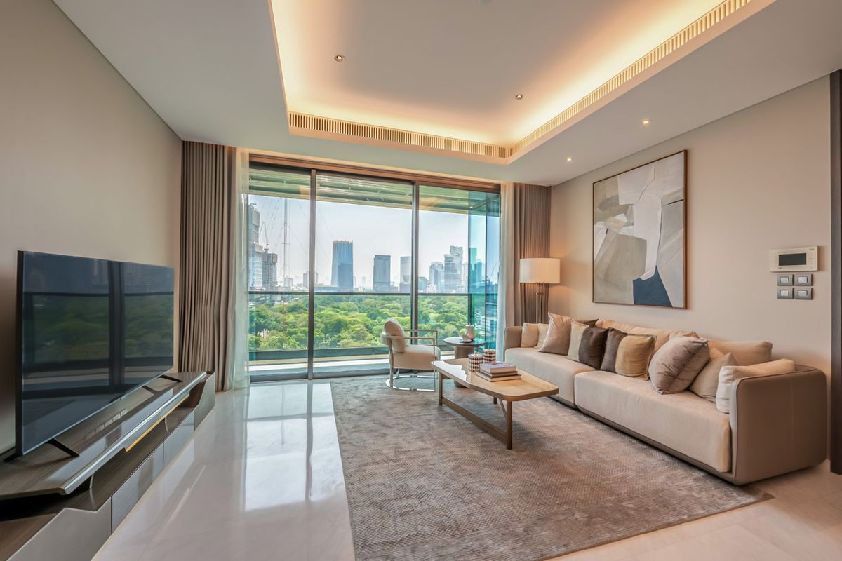 For RentCondoWitthayu, Chidlom, Langsuan, Ploenchit : 🌿 ✨ Sindhorn Tonson ✨🌿 1 BED 1 Bath, Retal 140,000 BAHT