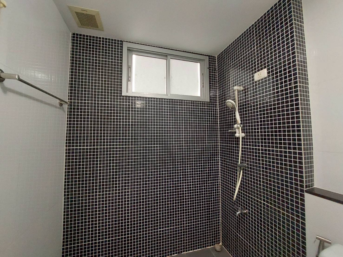 คอนโดพัทยา บางแสน ชลบุรี สัตหีบ : ขาย/เช่าคอนโด เดอะไรส์บี 30.07 ตรม. ชั้น 1 ขายพร้อมผู้เช่า ราคาต่ำกว่าประเมินกรมฯ หลังเซ็นทรัลชลบุรี