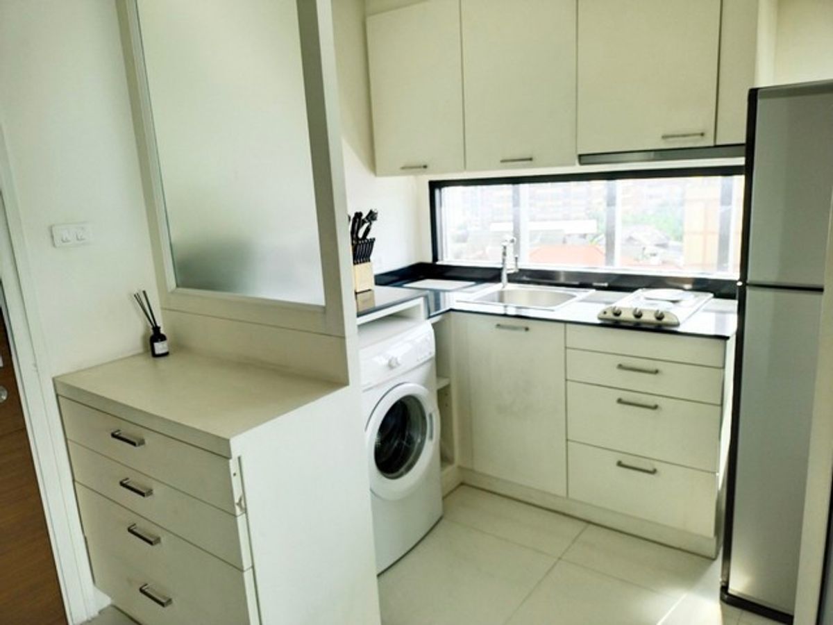 ขายคอนโดเชียงใหม่ :  คอนโด เดอะ ชายน์ คอนโดมิเนียม ใหญ่ใจกลางเชียงใหม่ ในราคาที่คุณต้องว้าว! รีบตัดสินใจก่อนใคร เพราะของดีแบบนี้...หมดไวมาก#ถนนช้างคลาน #เชียงใหม่