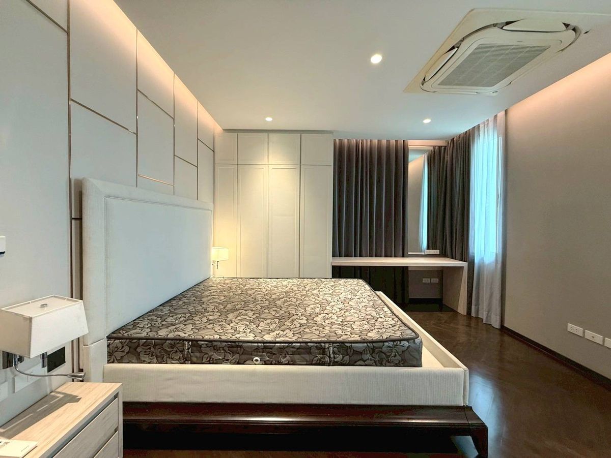 For RentHousePattanakan, Srinakarin : 🚩Pool Villa Krungthepkreetha 6 Beds for Rent 350K✨️