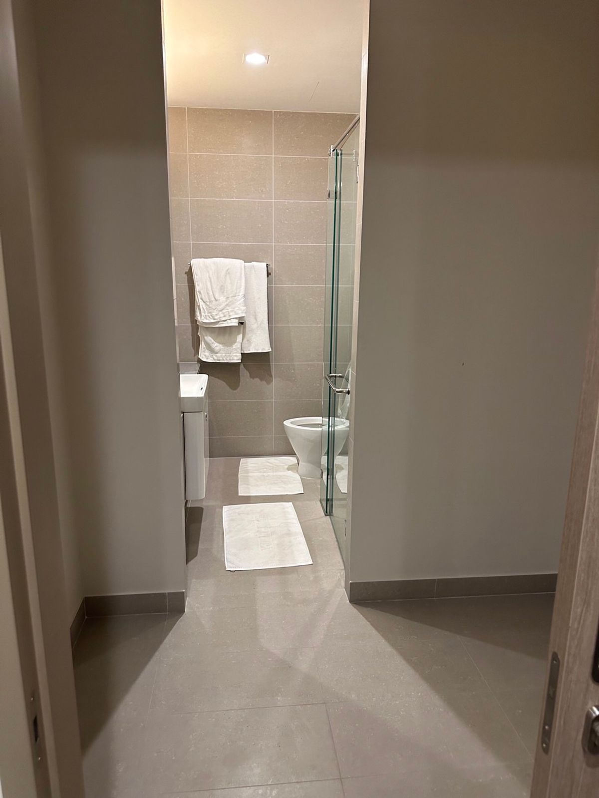 ให้เช่าคอนโดวิทยุ ชิดลม หลังสวน : for rent condo Noble Ploenchit fully furnished (S15-14007) 