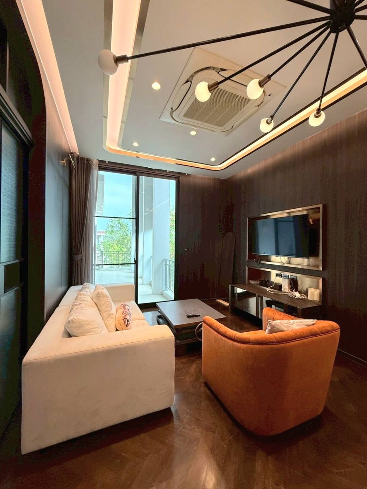 For RentHousePattanakan, Srinakarin : 🚩Pool Villa Krungthepkreetha 6 Beds for Rent 350K✨️