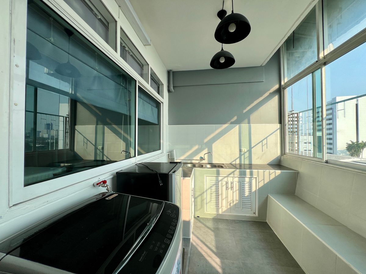 ขายคอนโดบางซื่อ วงศ์สว่าง เตาปูน : เจ้าของขายเอง บางซื่อ คอนโด ซอย ประชาชื่น 2 ใกล้โลตัสประชาชื่น 