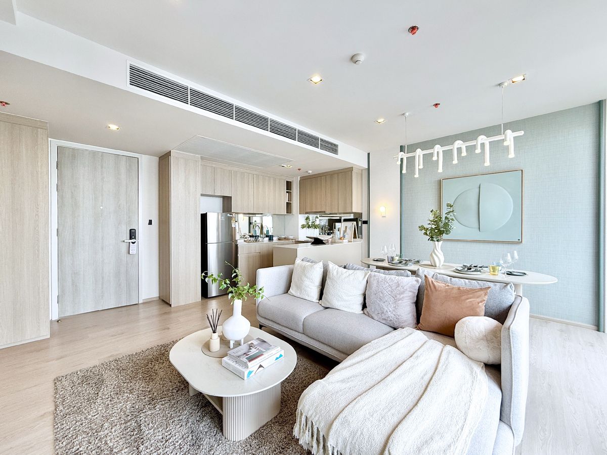 ขายคอนโดวงเวียนใหญ่ เจริญนคร : 🌟Reference สาทร ติด BTS วงเวียนใหญ่ | 2 Bed 2 Bath ราคา เพียง 11.05 MB เท่านั้น 📲 095-9299924 (K.เบนซ์) 