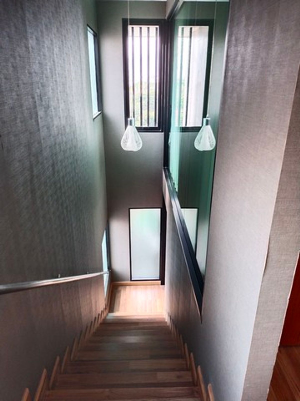 ขายคอนโดเชียงใหม่ :  คอนโด เดอะ ชายน์ คอนโดมิเนียม ใหญ่ใจกลางเชียงใหม่ ในราคาที่คุณต้องว้าว! รีบตัดสินใจก่อนใคร เพราะของดีแบบนี้...หมดไวมาก#ถนนช้างคลาน #เชียงใหม่