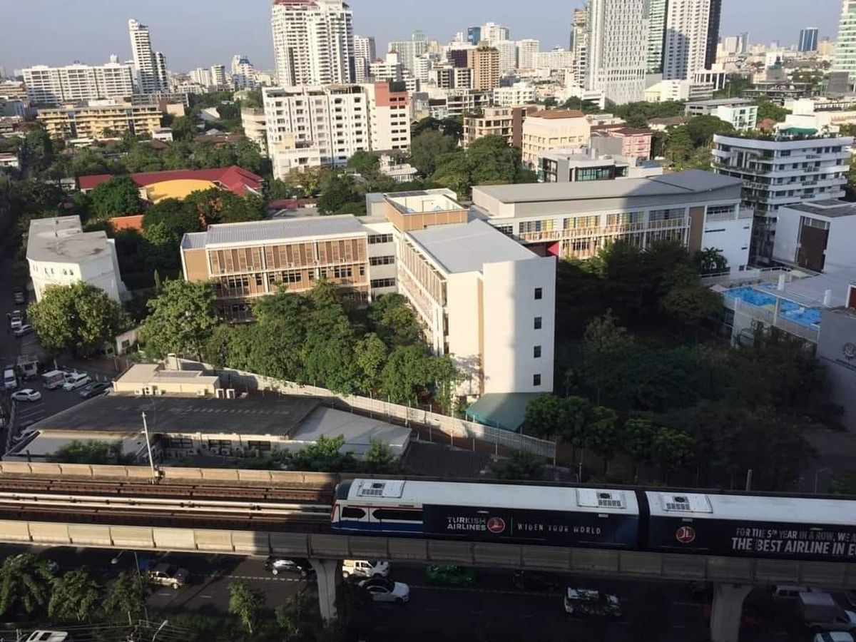 For RentCondoSukhumvit, Asoke, Thonglor : 💥ST-1496💥 The Crest Sukhumvit 34 👉Line : @mastercondo