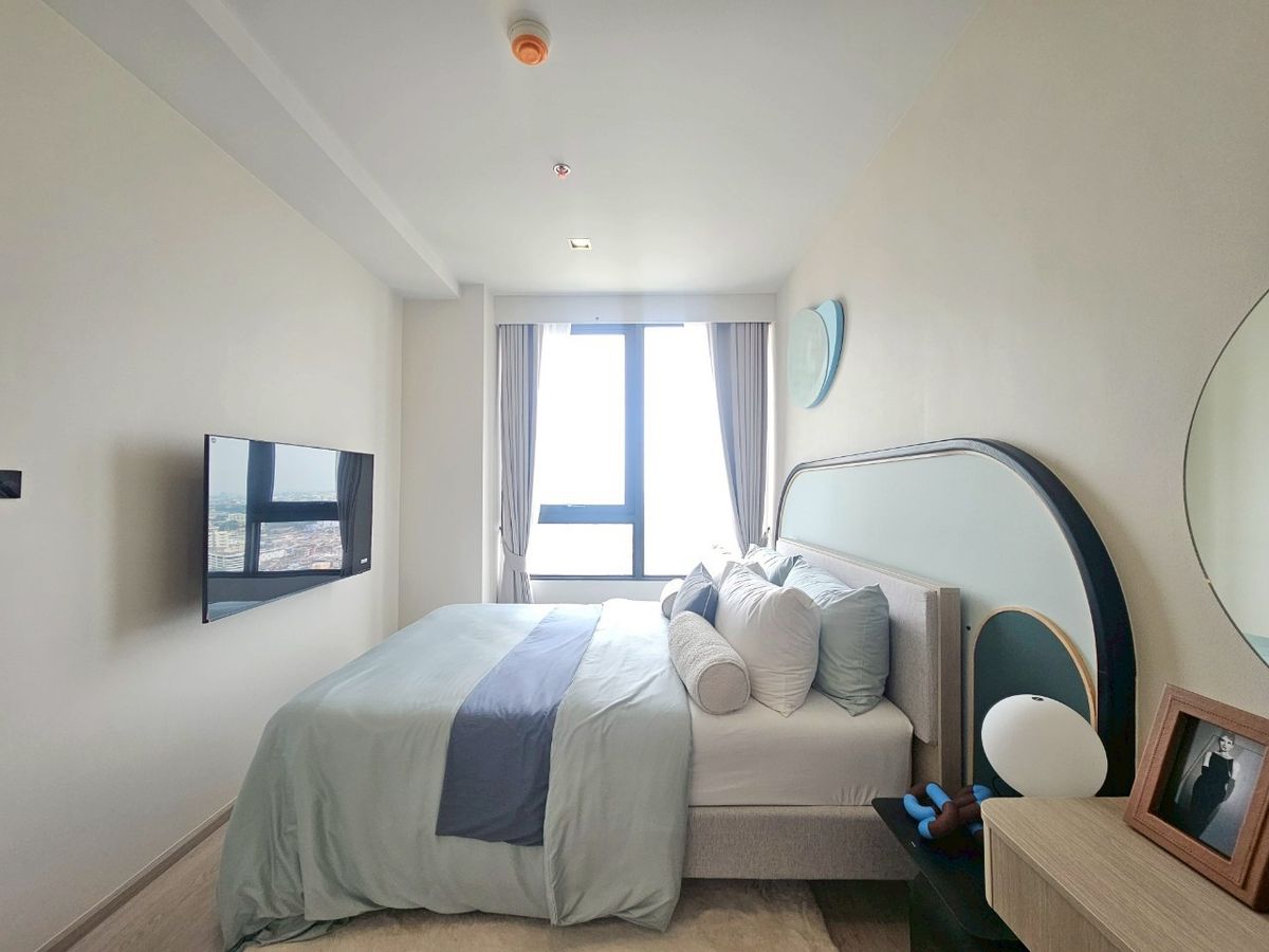 ขายคอนโดวงเวียนใหญ่ เจริญนคร : Special Price!!! FOR SALE The Reference สาทร-วงเวียนใหญ่  1 BEDROOM 4.09 ล้านบาท ติดต่อ 095-530-0101 (เอ็มมี่)