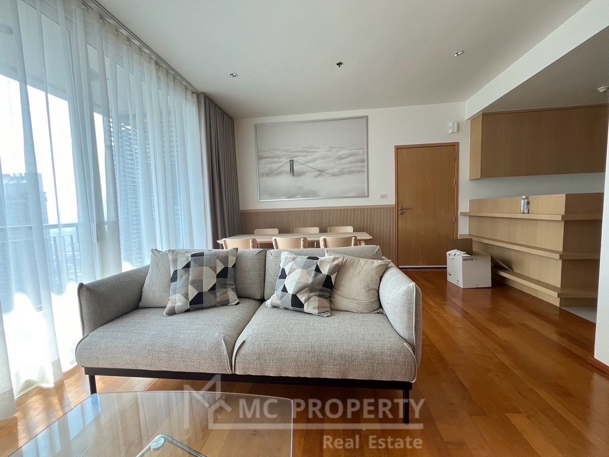 ให้เช่าคอนโดราชเทวี พญาไท : Villa Rachatewi 2 ห้องนอน 89sqm 30fl ++ ให้เช่าเพียง 55,000 กรุณาติดต่อ 0816878954