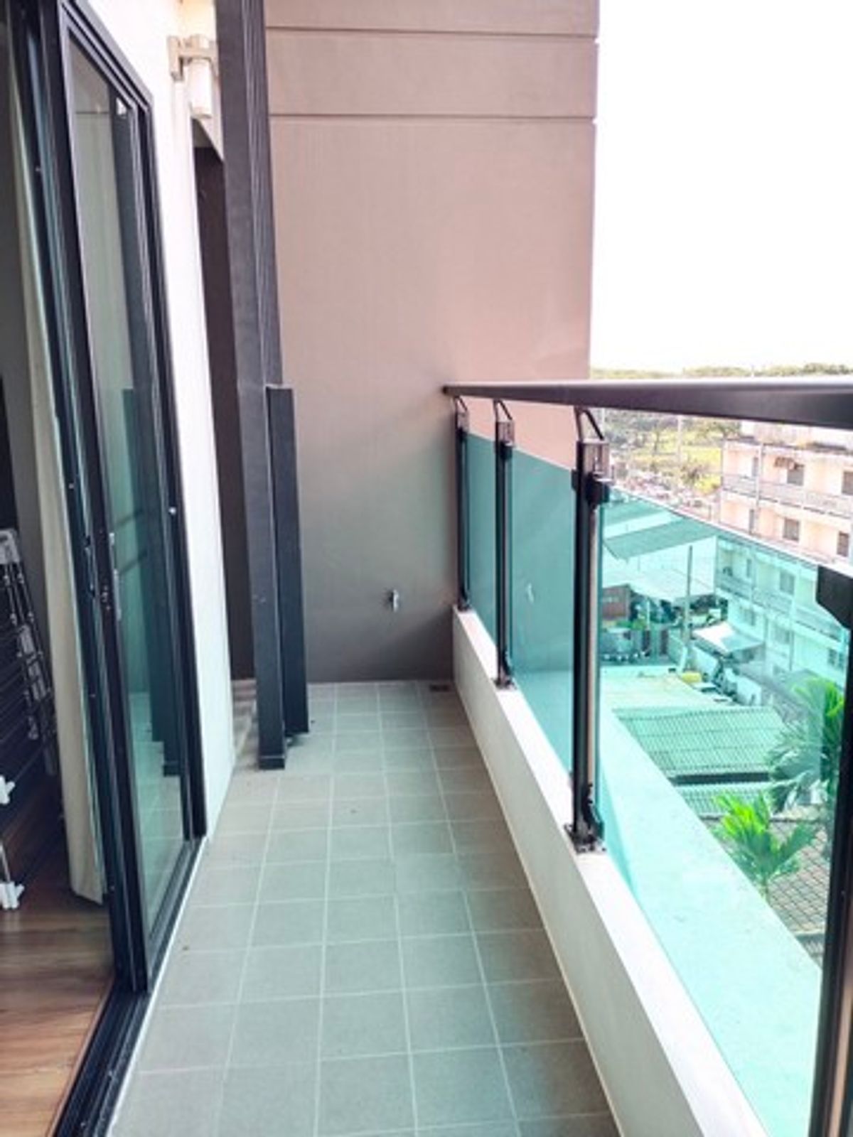 ขายคอนโดเชียงใหม่ :  คอนโด เดอะ ชายน์ คอนโดมิเนียม ใหญ่ใจกลางเชียงใหม่ ในราคาที่คุณต้องว้าว! รีบตัดสินใจก่อนใคร เพราะของดีแบบนี้...หมดไวมาก#ถนนช้างคลาน #เชียงใหม่