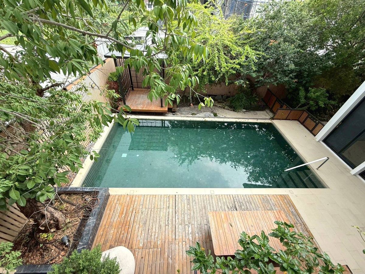 For RentHousePattanakan, Srinakarin : 🚩Pool Villa Krungthepkreetha 6 Beds for Rent 350K✨️