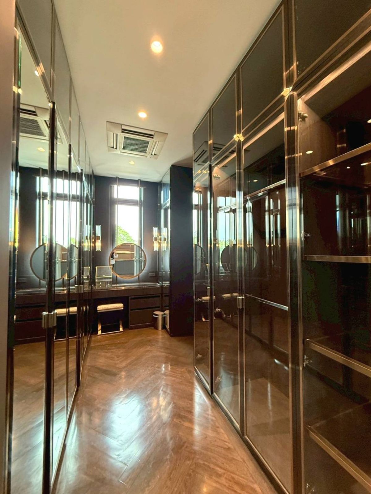 For RentHousePattanakan, Srinakarin : 🚩Pool Villa Krungthepkreetha 6 Beds for Rent 350K✨️