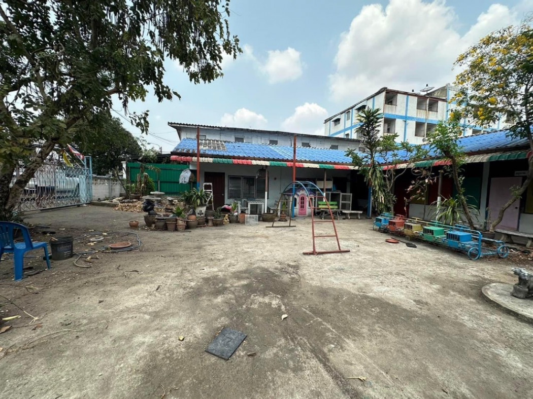 ขายที่ดินนวมินทร์ รามอินทรา : ขายด่วน ที่ดิน 183 ตร.ว. รวม 2 โฉนด ทำเลทอง ซอยพหลโยธิน 58
