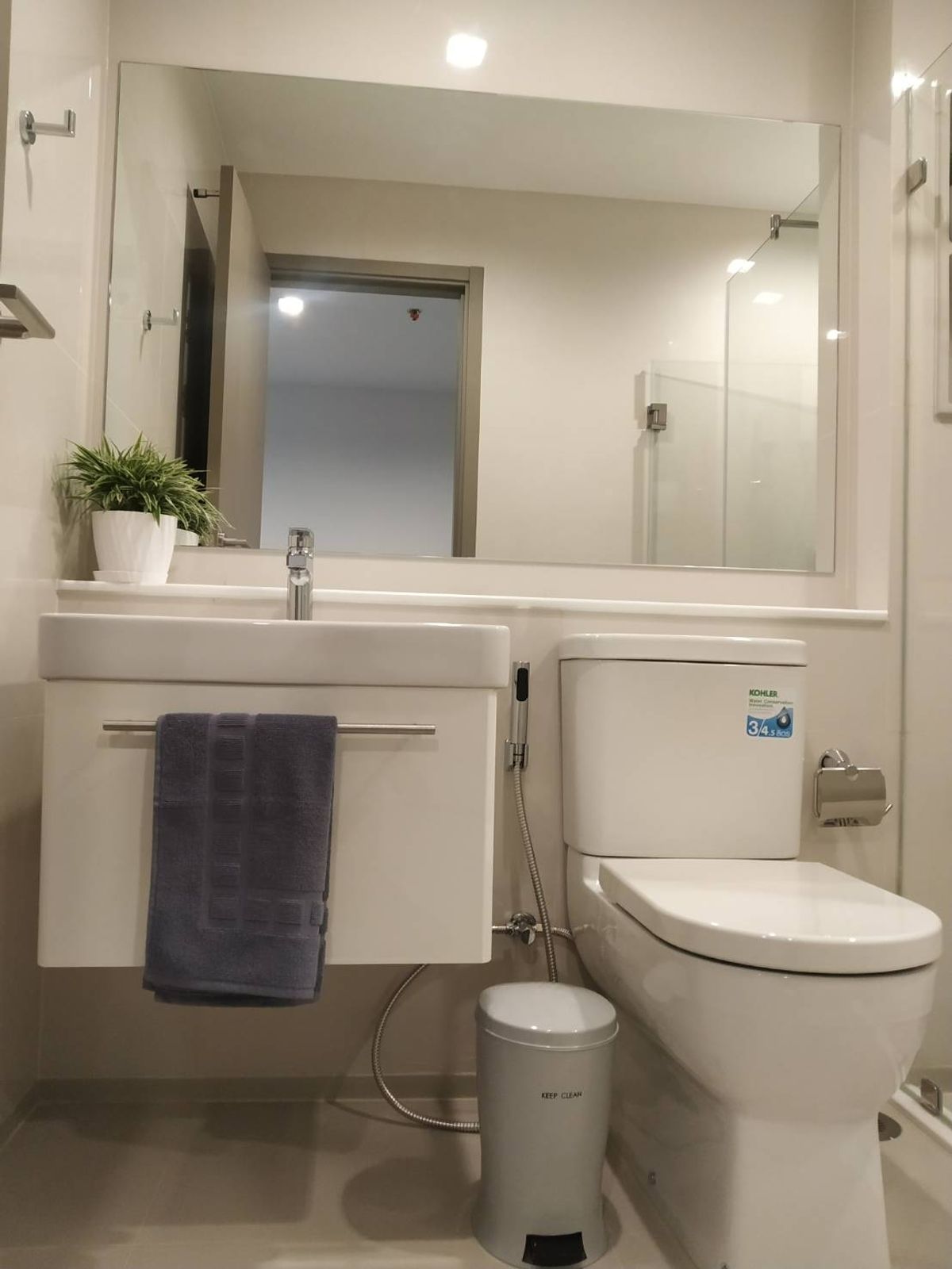 ให้เช่าคอนโดพระราม 9 เพชรบุรีตัดใหม่ RCA : 💥DL-7563💥ว่าง ให้ เช่า  ไลฟ์ อโศก ไฮป์ 👉แอดไลน์ @mastercondo 