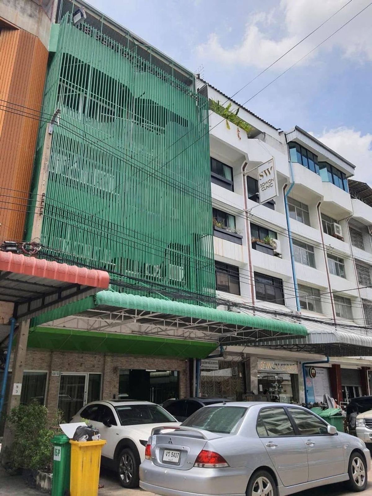 ให้เช่าโฮมออฟฟิศรัชดา ห้วยขวาง : ให้เช่าอาคารพาณิชย์ 🏢 รัชดาภิเษก 22 มีลิฟท์พื้นที่ใช้สอย 1080 ตรม. จอดรถได้ 5 