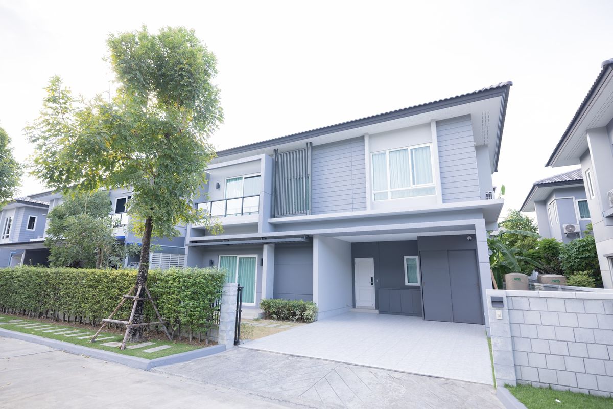 บ้านลาดกระบัง สุวรรณภูมิ : NOK-043 ขายบ้านเดี่ยว 2 ชั้น พร้อมผู้เช่า Centro Bangna-Wongwean : เซ็นโทร บางนา-วงแหวน 