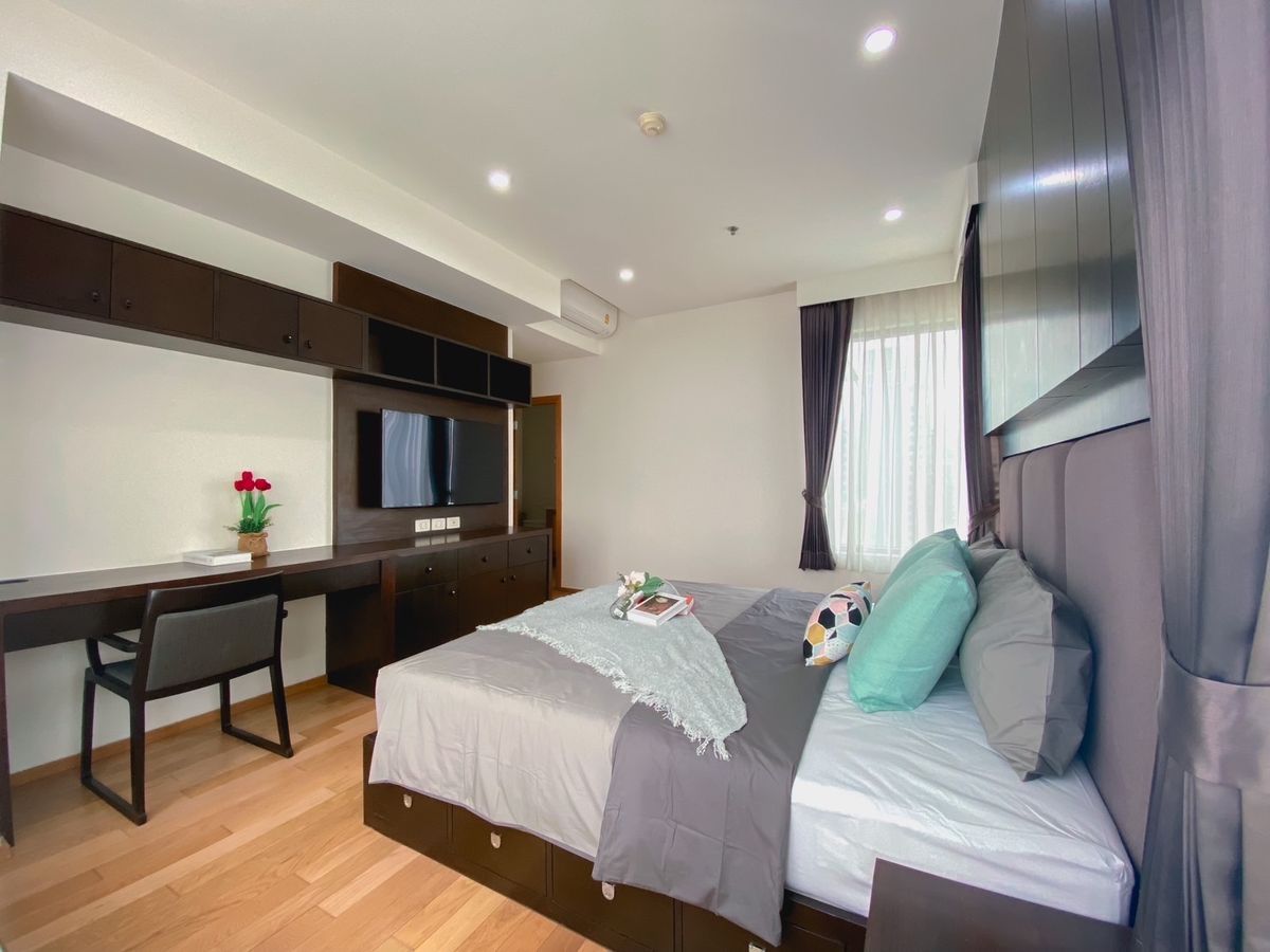 ให้เช่าคอนโดสุขุมวิท อโศก ทองหล่อ : 🔥ให้เช่าด่วน🔥ดิ เอ็มโพริโอ เพลส ห้องสวยเฟอร์นิเจอร์ครบ พร้อมเข้าอยู่ ใกล้ BTSพร้อมพงษ์ เดิน 11 นาที (790 ม.)