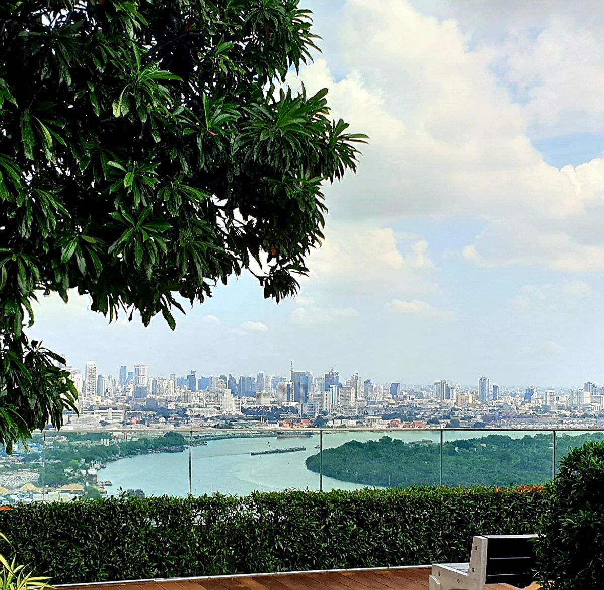 ให้เช่าคอนโดสาทร นราธิวาส : 🔥ให้เช่าด่วน🔥Condo The BREEZE Narathivas rd. ห้องสวย เฟอร์นิเจอร์ครบ พร้อมเข้าอยู่ (สำหรับเช่าระยะสั้น) ❗