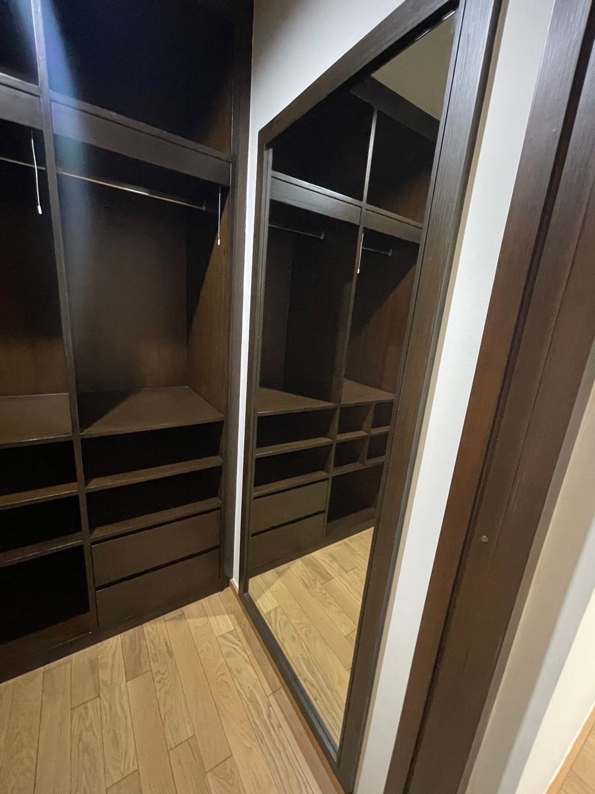 ให้เช่าคอนโดสุขุมวิท อโศก ทองหล่อ : 🔥ให้เช่าด่วน🔥ดิ เอ็มโพริโอ เพลส ห้องสวยเฟอร์นิเจอร์ครบ พร้อมเข้าอยู่ ใกล้ BTSพร้อมพงษ์ เดิน 11 นาที (790 ม.)