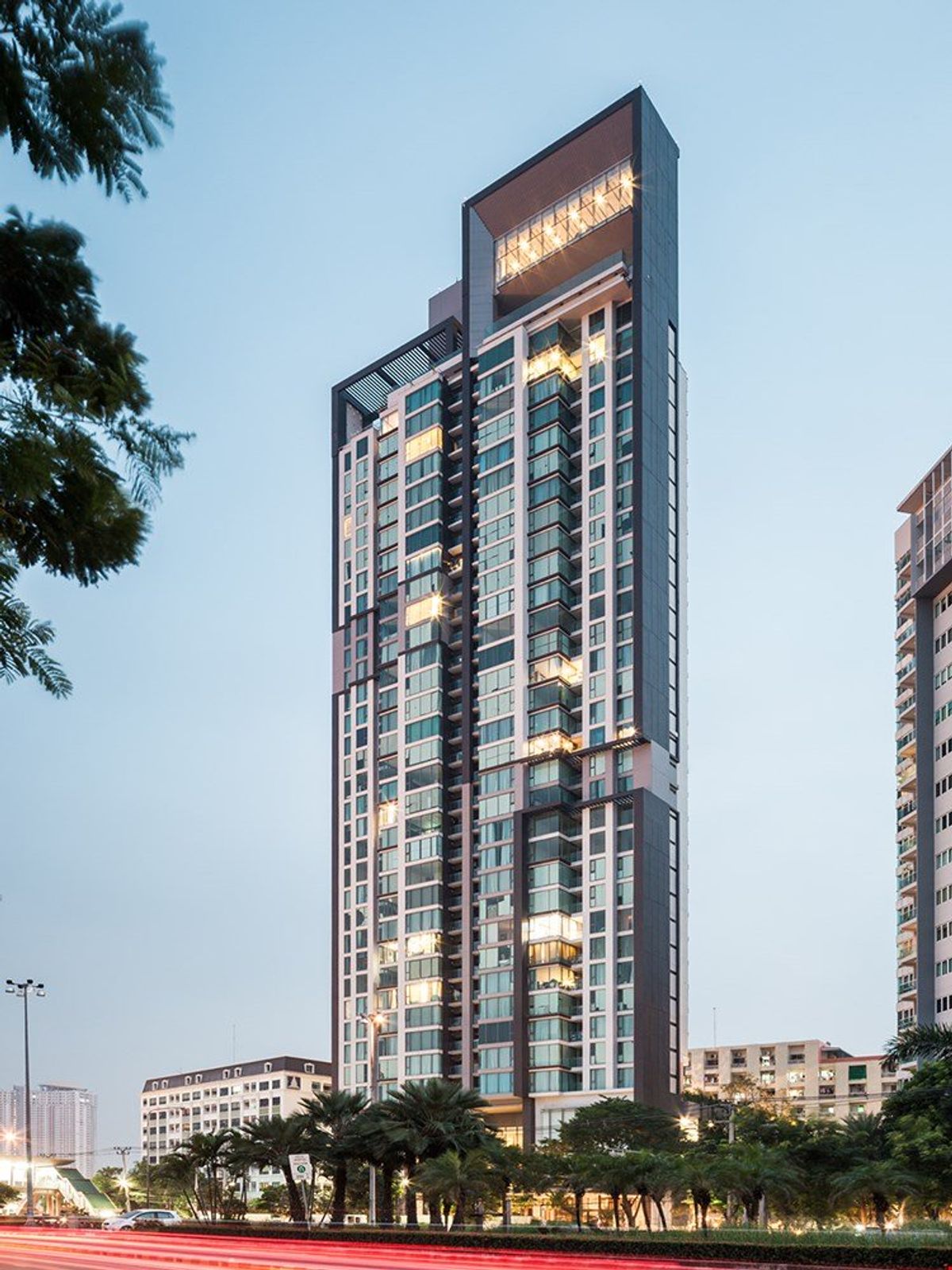 ให้เช่าคอนโดสาทร นราธิวาส : 🔥ให้เช่าด่วน🔥Condo The BREEZE Narathivas rd. ห้องสวย เฟอร์นิเจอร์ครบ พร้อมเข้าอยู่ (สำหรับเช่าระยะสั้น) ❗