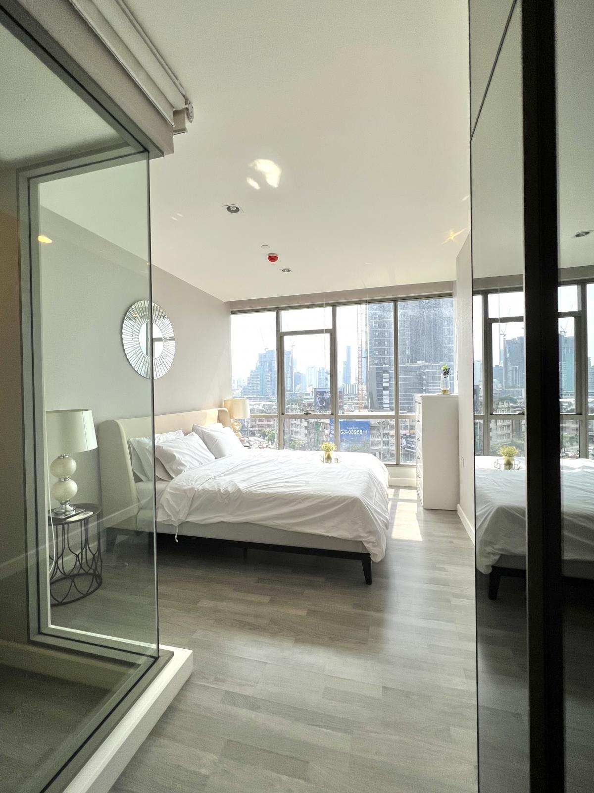 For RentCondoSiam Paragon ,Chulalongkorn,Samyan : The Room Rama 4, 1 bed, 27000 per month