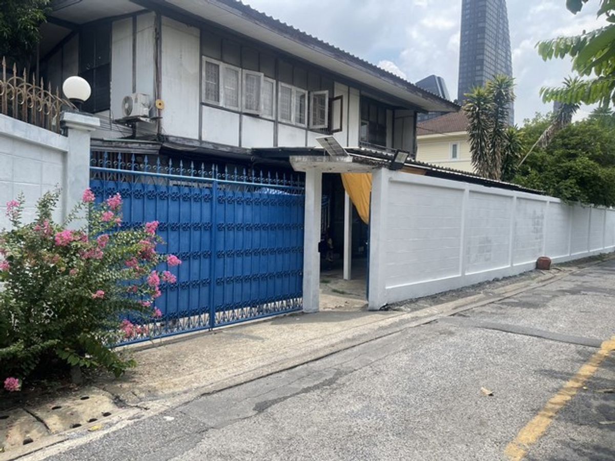 บ้านคลองเตย กล้วยน้ำไท : [ขาย/ให้เช่า] บ้านเดี่ยว 2 หลัง | ซ.แสนสุข พระราม 4 | ติดช่อง 3 มาลีนนท์ | ขาย 14.9 ล้าน | เช่า 65,000 บาท/เดือน