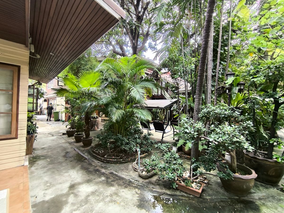 ขายบ้านราชเทวี พญาไท : บ้านเดี่ยวเนื้อที่ 446 ตรว. ใจกลางเมือง เหมาะสำหรับลงทุน