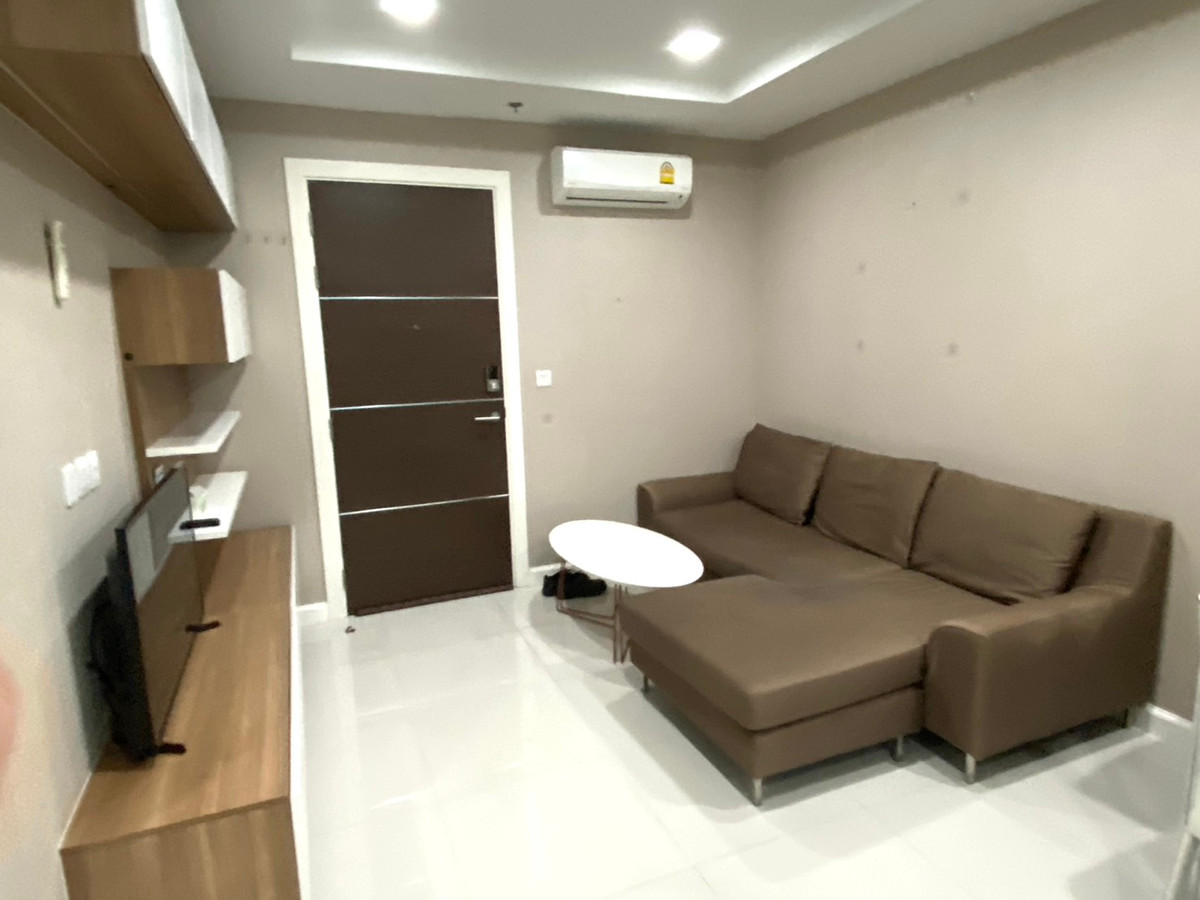 For RentCondoSamut Prakan,Samrong : With 1 bedroom 45 sqm. The Metropolis Samrong Interchange Project (The Metro Polymrong Interchange). Interested in looking at the Call: 0955071632 (AG guide).