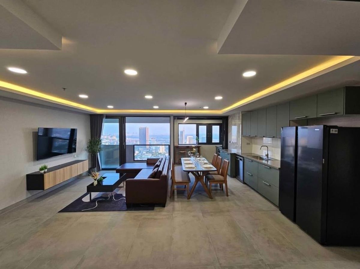 ให้เช่าคอนโดสุขุมวิท อโศก ทองหล่อ : Rental : Waterford Diamond Sukhumvit 30/1 • 3 Bedroom 3 Bathroom • Size : 146.5 S.qm • 38 Floor 
