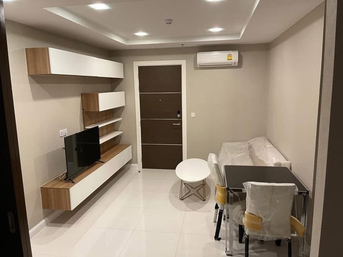 For RentCondoSamut Prakan,Samrong : With 1 bedroom 45 sqm. The Metropolis Samrong Interchange Project (The Metro Polymrong Interchange). Interested in looking at the Call: 0955071632 (AG guide).