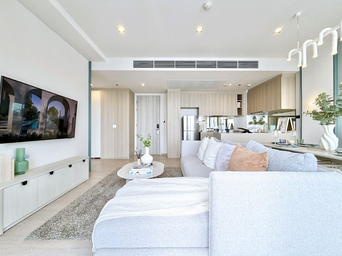 For SaleCondoWongwianyai, Charoennakor : & quot; Open a new living experience! ✨ Luxury condo, complete with the Chao Phraya view 🌊 Near BTS only 130 m. 🚆 Starting 11.05 deleted. From SC Asset 🏡 with the middle part! & quot;*