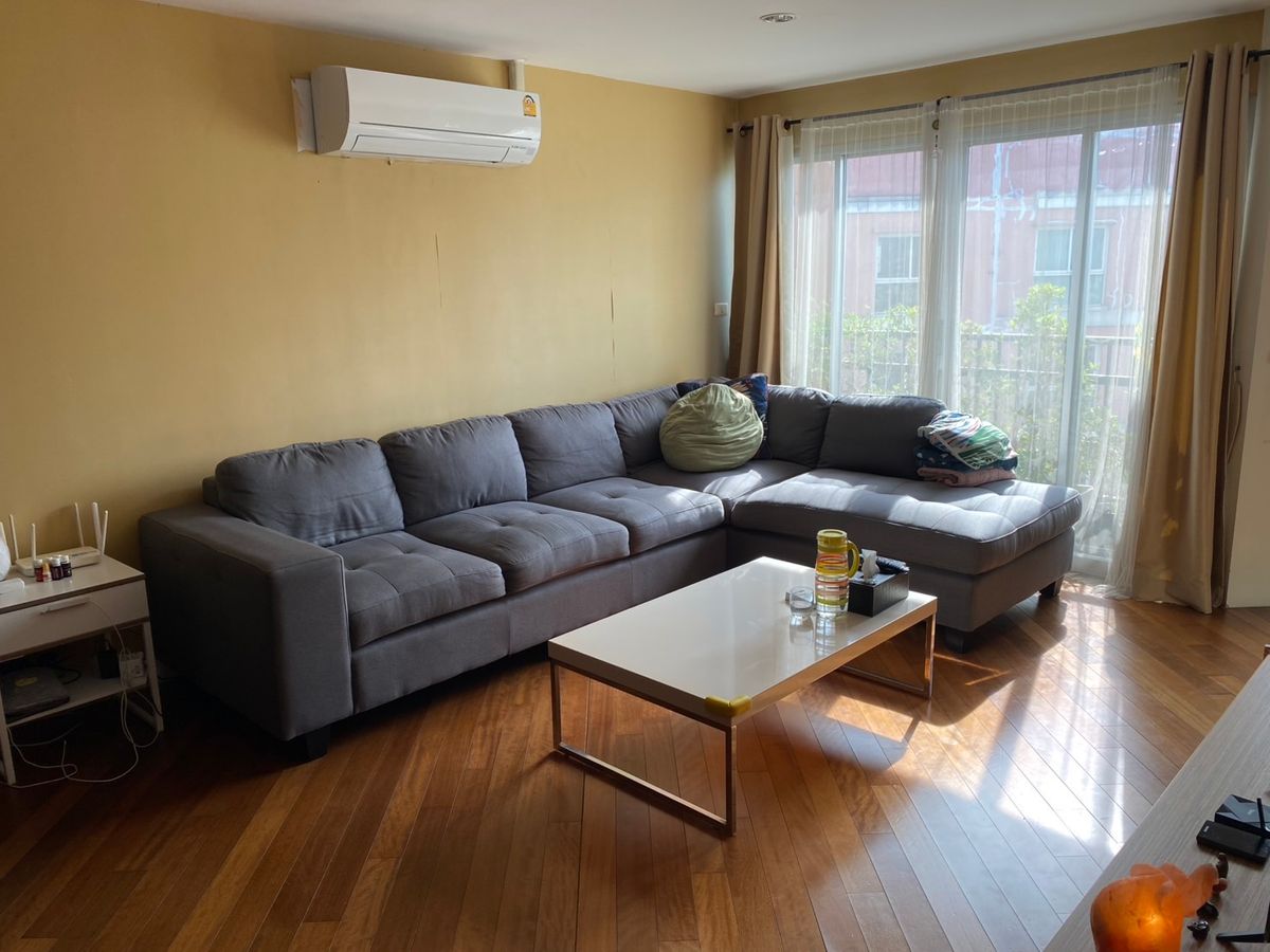 ให้เช่าคอนโดสาทร นราธิวาส : 2 bedroom ห้องสวยสภาพดี