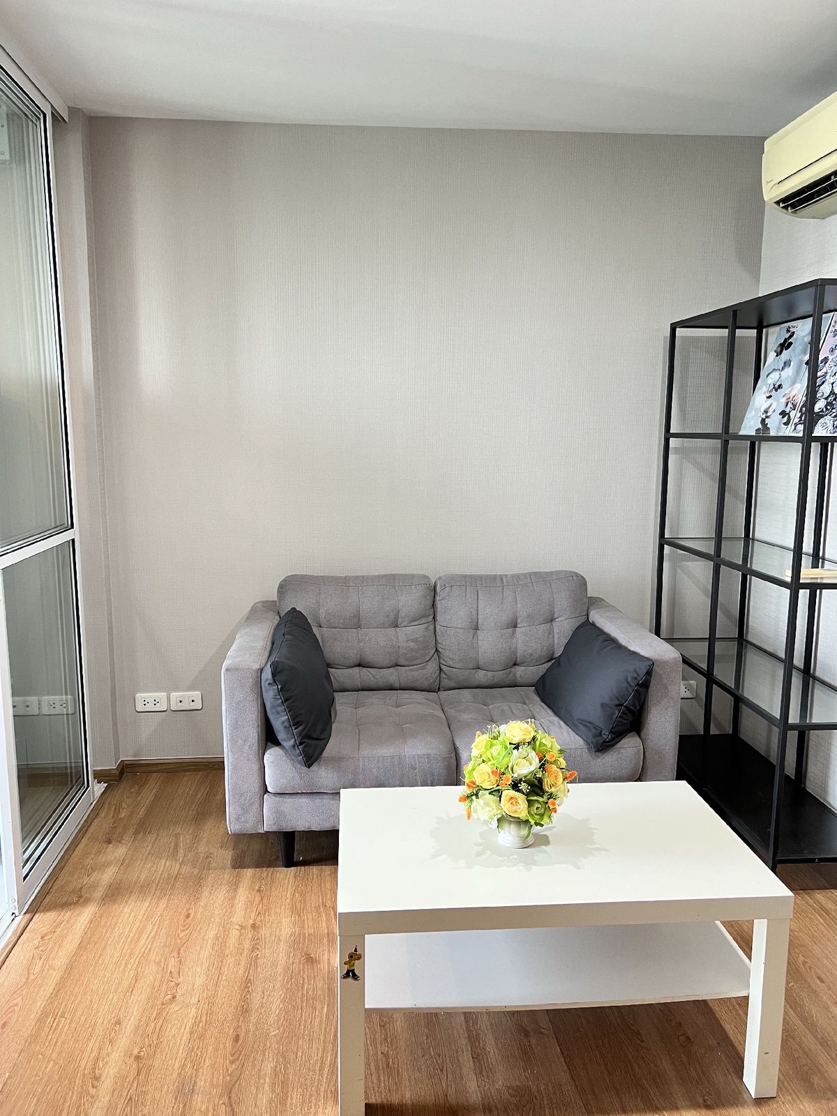 ให้เช่าคอนโดอ่อนนุช อุดมสุข : ห้องว่างแล้ว the base sukhumvit 77 for rent  1 ห้องนอน ชี้นสูง 