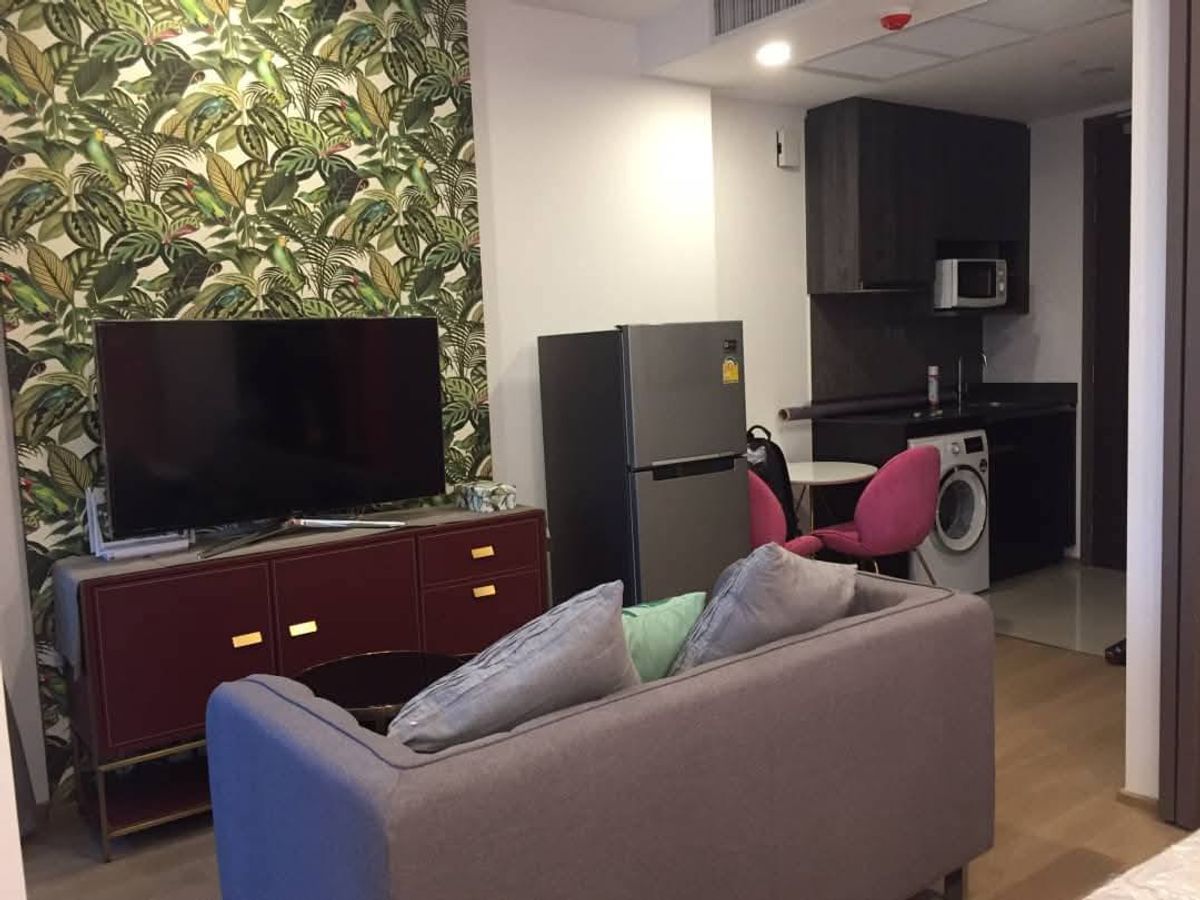 For RentCondoSiam Paragon ,Chulalongkorn,Samyan : ⭕️ New Listing! Condo for Rent at Ashton Chula-Silom