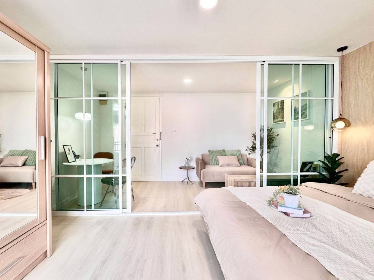 For SaleCondoRatchadapisek, Huaikwang, Suttisan : 📌Condo for sale, Ratchada City 18 (Ratchada city 18), 30 sq m., price only 1.59 million, near The Street Ratchada, near Central Rama 9