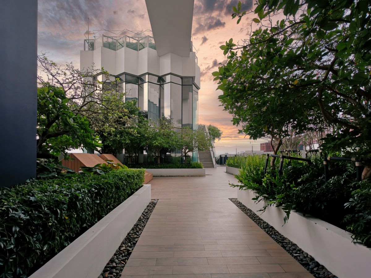 ขายคอนโดพระราม 9 เพชรบุรีตัดใหม่ RCA : Life Asoke Rama 9 (ไลฟ์ อโศก-พระราม 9) คอนโด High-Rise ใจกลาง New CBD