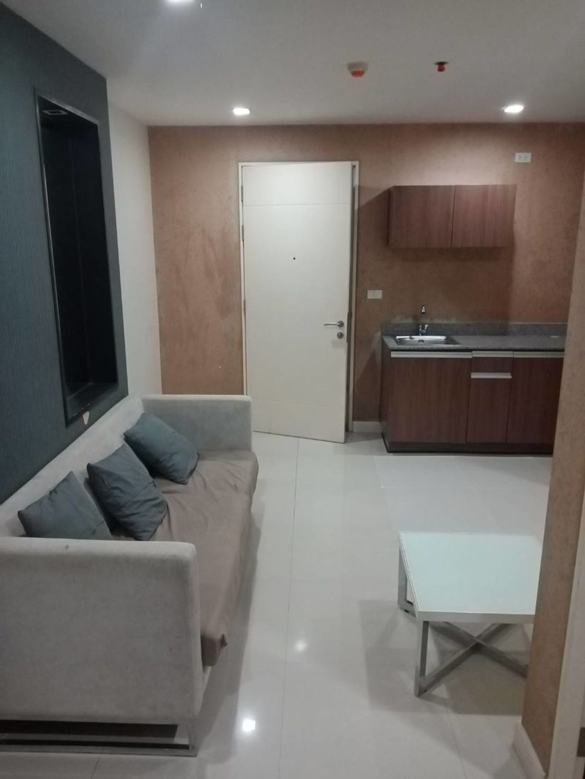 For SaleCondoSiam Paragon ,Chulalongkorn,Samyan : Wish @samyan please add Line ID @806QPHGN O8415O5483 Sell 4 MB